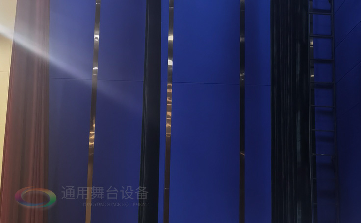 舞臺幕布的阻燃等級：永久性阻燃、阻燃、耐久性阻燃、非阻燃、可加工為阻燃...